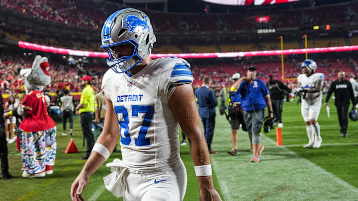 Detroit Lions tight end Sam LaPorta’s 2025 season is likely over. Detroit Lions tight end Sam LaPorta’s 2025 season is likely over.