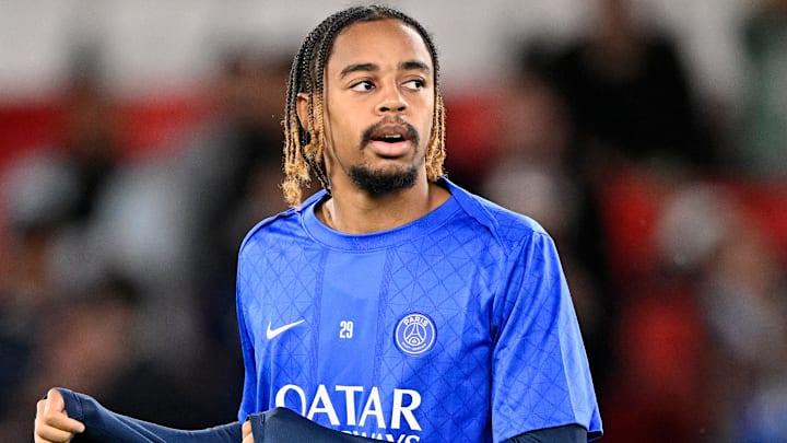 Bradley Barcola était blessé avec le PSG.