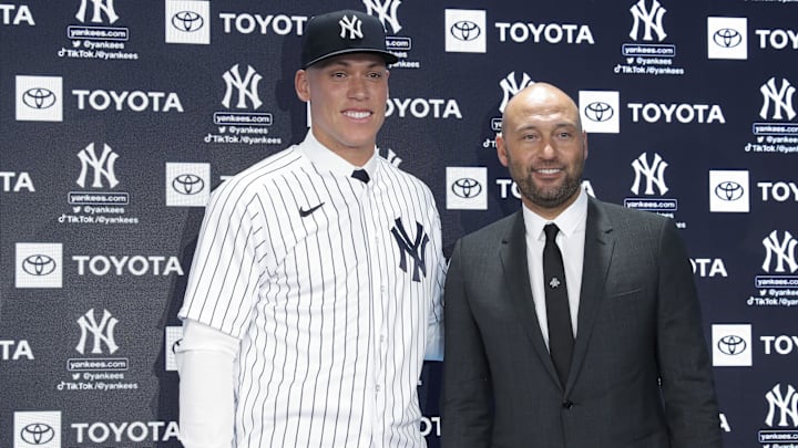 Aaron Judge y Derek Jeter han sido los últimos dos capitanes de los Yankees Mandatory Credit: Jessica Alcheh-Imagn Images
