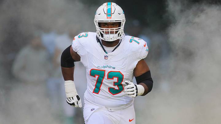 Miami Dolphins tackle Austin Jackson enters the field to take on the New York Jets at Hard Rock Stadium in 2023.