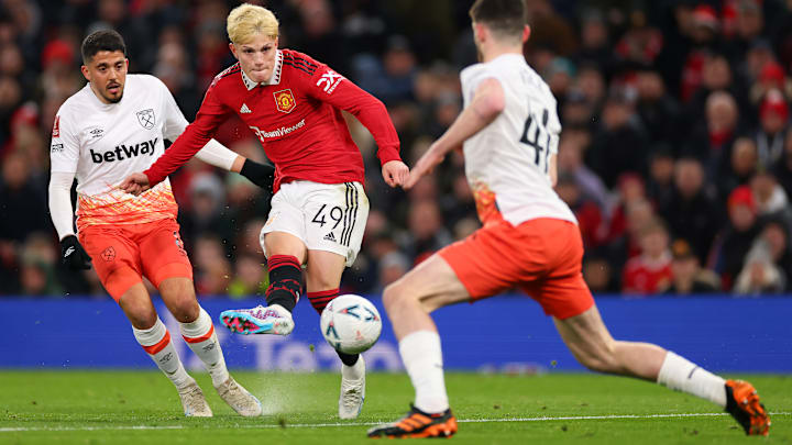 West Ham e Manchester United jogam no domingo (7) pelo Campeonato Inglês West Ham e Manchester United jogam no domingo (7) pelo Campeonato Inglês