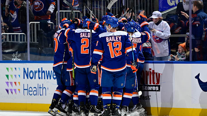 Edmonton Oilers v New York Islanders
