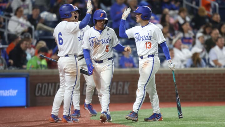 The Florida Gators opened its three-game series against Harvard with a 12-0 win in seven innings.
