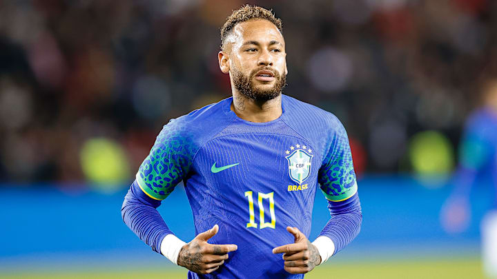 Neymar et le Brésil entrent en lice contre la Serbie Neymar et le Brésil entrent en lice contre la Serbie