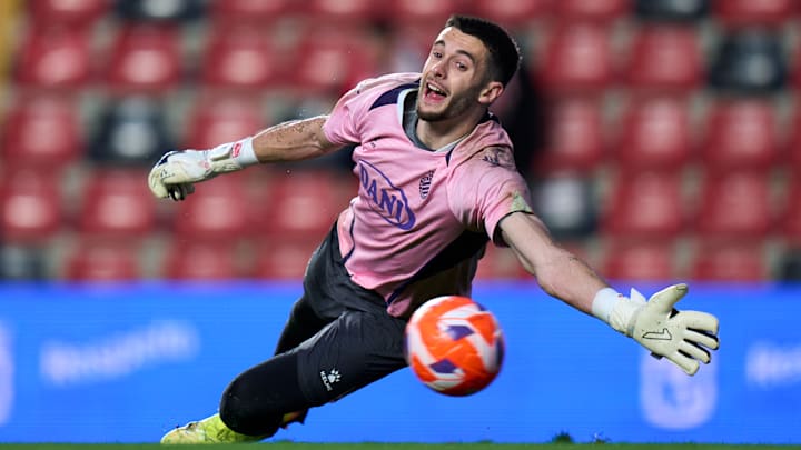 Joan García será el arquero titular del FC Barcelona 