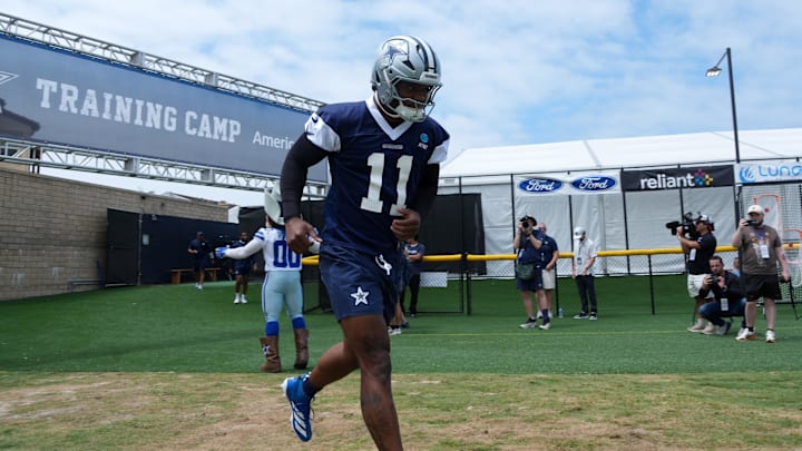 Jul 22, 2025; Oxnard, CA, USA; Dallas Cowboys defensive end Micah Parsons (11) enters the field during training camp at the River Ridge Fields. Mandatory Credit: Kirby Lee-Imagn Images Jul 22, 2025; Oxnard, CA, USA; Dallas Cowboys defensive end Micah Parsons (11) enters the field during training camp at the River Ridge Fields. Mandatory Credit: Kirby Lee-Imagn Images