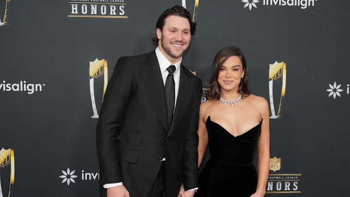 Josh Allen and Hailee Steinfeld on the red carpet before Super Bowl LIX NFL Honors at Saenger Theatre. Josh Allen and Hailee Steinfeld on the red carpet before Super Bowl LIX NFL Honors at Saenger Theatre.