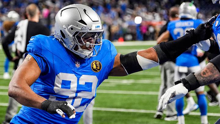 Detroit Lions defensive end Marcus Davenport.