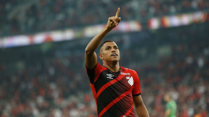 Pedro Rocha fez parte da campanha do Furacão nesta Libertadores 