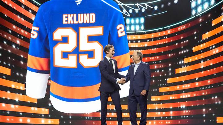 Jun 27, 2025; Los Angeles, California, USA; Victor Eklund is selected as the 16th overall pick to the New York Islanders in the first round of the 2025 NHL Draft at Peacock Theater. Mandatory Credit: Kirby Lee-Imagn Images