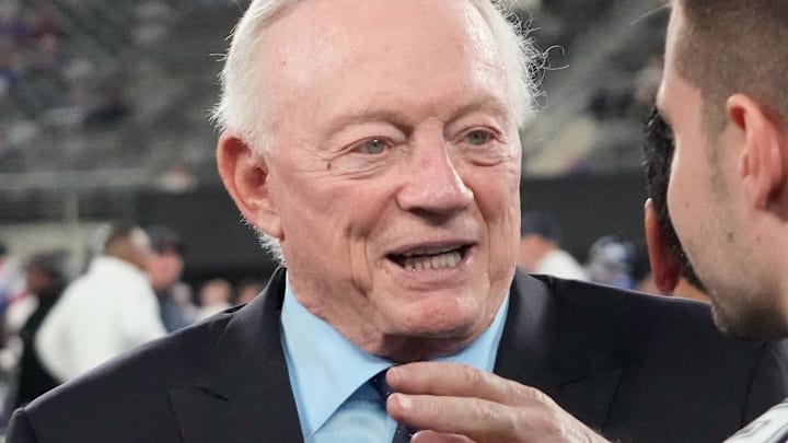 Cowboys owner Jerry Jones pre-game against the Giants.
