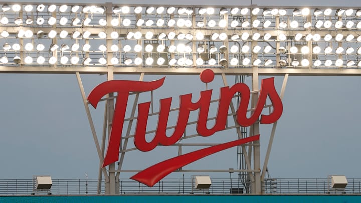 Arizona Diamondbacks v Minnesota Twins Arizona Diamondbacks v Minnesota Twins