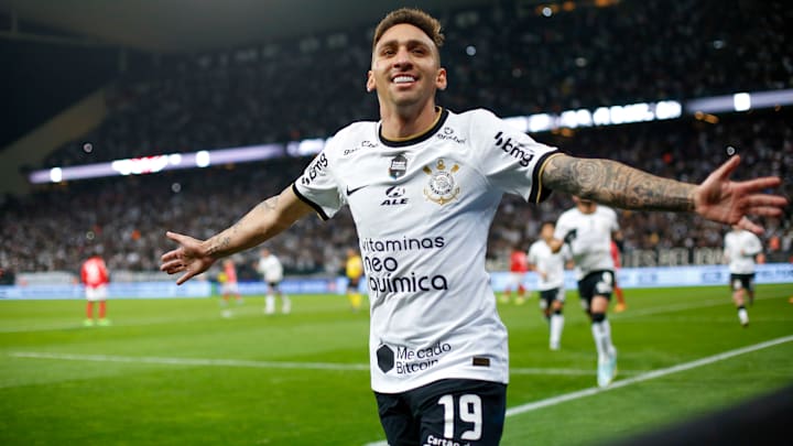 Gustavo Silva, o Mosquito, foi o artilheiro da noite em Itaquera