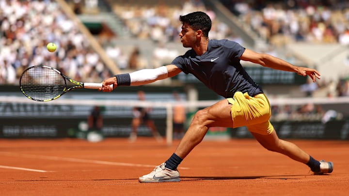 Carlos Alcaraz plays in first round of the French Open