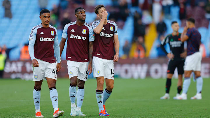 Aston Villa FC v Arsenal FC - Premier League