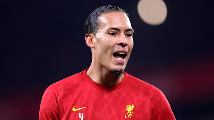 Virgil van Dijk colocou em dúvida sua permanência nos Reds
