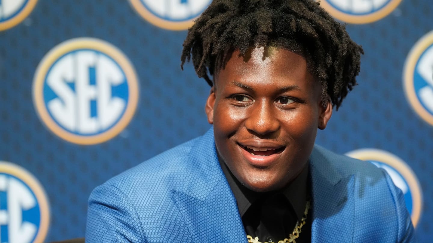 Top Draft Prospect Says It'd Be 'Blessing' To Play Alongside Cowboys Star