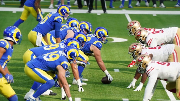 The line of scrimmage between the Los Angeles Rams and the San Francisco 49ers