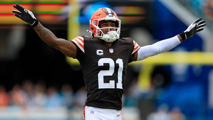 Cleveland Browns cornerback Denzel Ward (21) reacts to a third down stop during the first quarter of an NFL football matchup Sunday, Sept. 15, 2024 at EverBank Stadium in Jacksonville, Fla. The Browns defeated the Jaguars 18-13. [Corey Perrine/Florida Times-Union]
