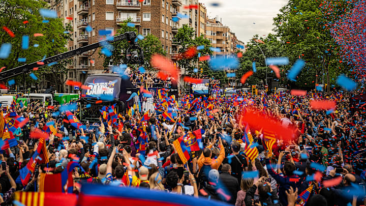Barcelona se tiñe de azulgrana