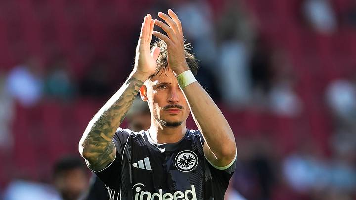Robin Koch verletzte sich im Testspiel gegen Brentford Robin Koch verletzte sich im Testspiel gegen Brentford