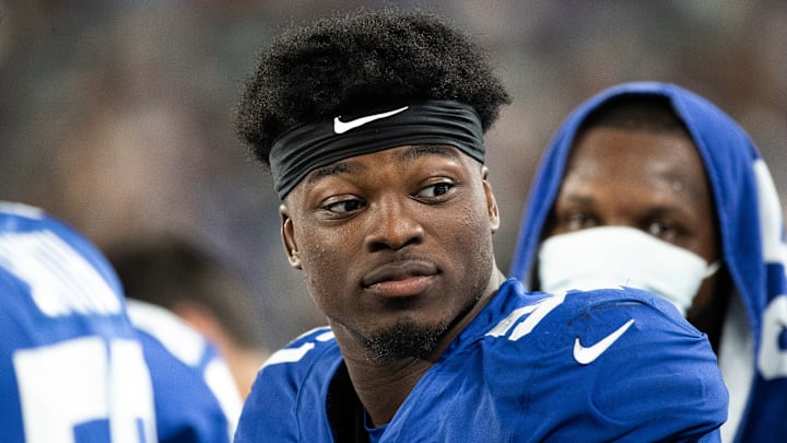 New York Giants - linebacker Azeez Ojulari