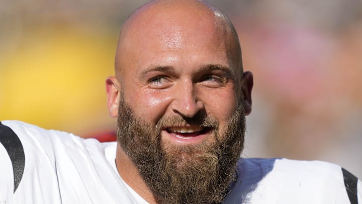 Oct 12, 2025; Green Bay, Wisconsin, USA; Cincinnati Bengals guard Dalton Risner (66) during warmups prior to the game against the Green Bay Packers at Lambeau Field. Mandatory Credit: Jeff Hanisch-Imagn Images Oct 12, 2025; Green Bay, Wisconsin, USA; Cincinnati Bengals guard Dalton Risner (66) during warmups prior to the game against the Green Bay Packers at Lambeau Field. Mandatory Credit: Jeff Hanisch-Imagn Images