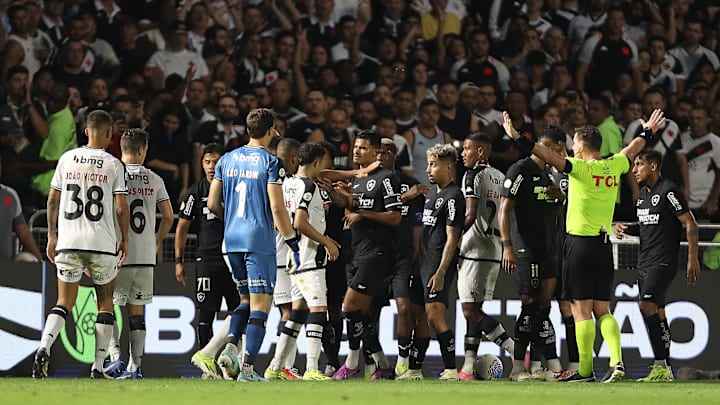 Vasco da Gama x Botafogo é um dos confrontos da 11ª rodada do Campeonato Carioca