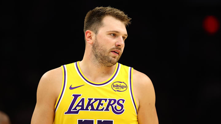 Oct 14, 2025; Phoenix, Arizona, USA; Los Angeles Lakers guard Luka Doncic (77) against the Phoenix Suns during an NBA preseason game at Mortgage Matchup Center. Mandatory Credit: Mark J. Rebilas-Imagn Images Oct 14, 2025; Phoenix, Arizona, USA; Los Angeles Lakers guard Luka Doncic (77) against the Phoenix Suns during an NBA preseason game at Mortgage Matchup Center. Mandatory Credit: Mark J. Rebilas-Imagn Images