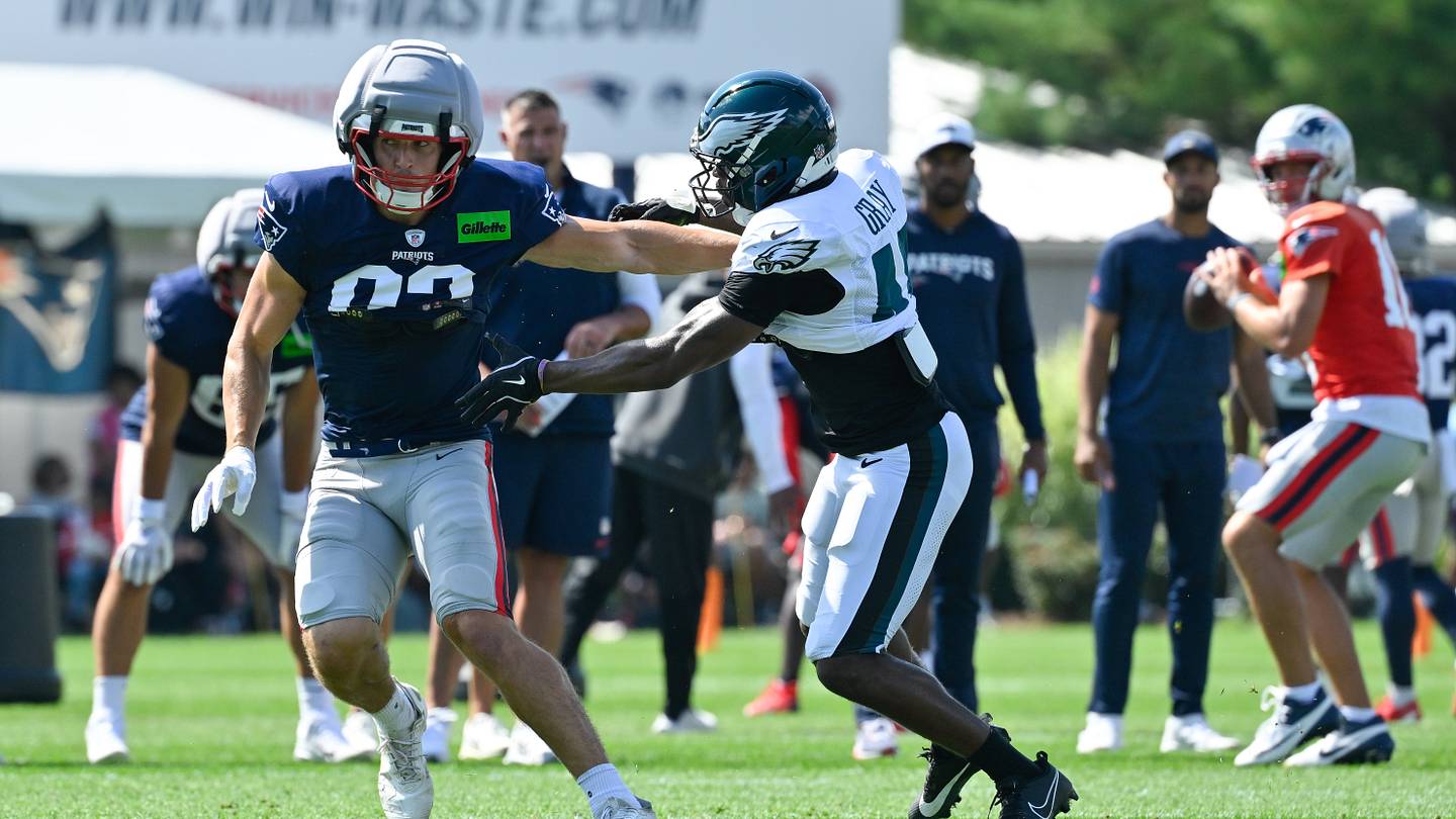 Philadelphia Eagles at New England Patriots: Live Score, Game Stats