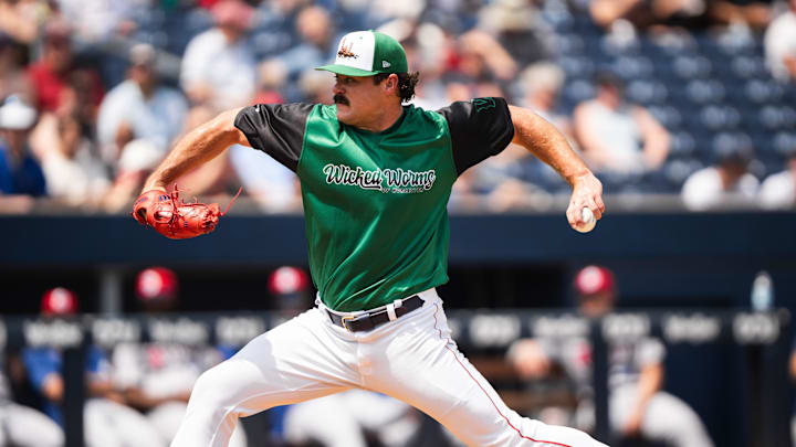 WooSox pitcher Payton Tolle gets ready to throw a pitch during his first Triple-A start on Aug. 10, 2025 at Polar Park.