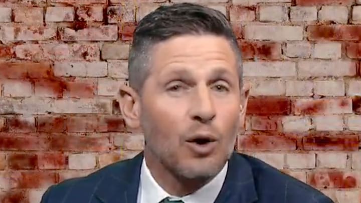 Dan Orlovsky weighs in on Justin Fields' future. 