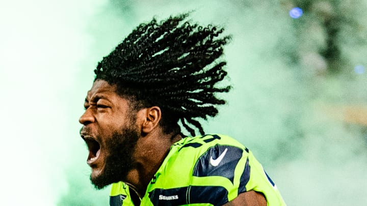 Ernest Jones of the Seattle Seahawks