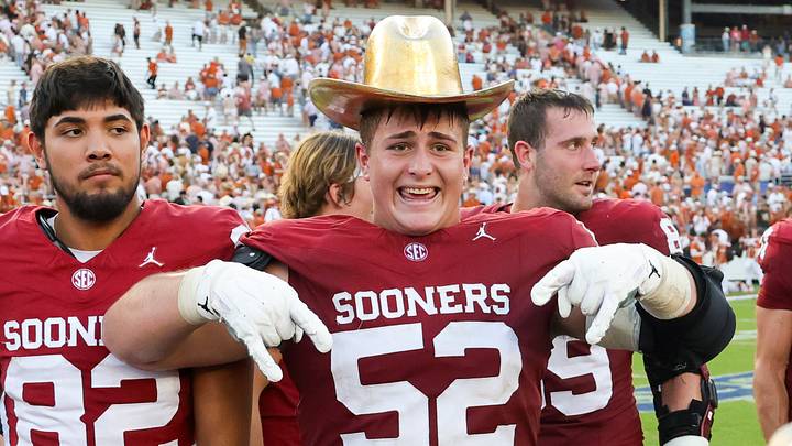 Oklahoma offensive lineman Noah Best (52) celebrates with teammates after beating Texas. | Kevin Jairaj-Imagn Images Oklahoma offensive lineman Noah Best (52) celebrates with teammates after beating Texas. | Kevin Jairaj-Imagn Images