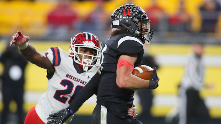 McKeesport junior Kemon Spell, left, will look to help the Tigers vault to the top of the pack in the WPIAL Class 4A championship race.