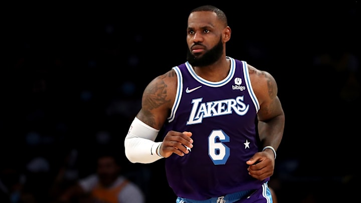 LeBron James probablemente regrese con Lakers en la próxima zafra