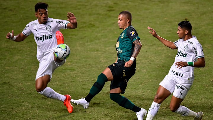 Abel Ferreira tenta driblar alguns desfalques importantes para se manter isolado na liderança da Série A Abel Ferreira tenta driblar alguns desfalques importantes para se manter isolado na liderança da Série A