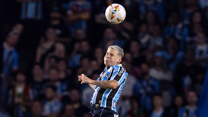 Atacante venezuelano é uma das baixas da equipe gaúcha