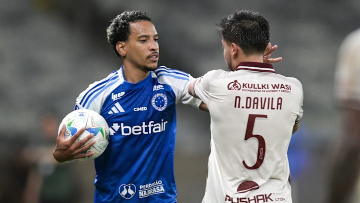 Meia foi poupado diante do Juventude Meia foi poupado diante do Juventude