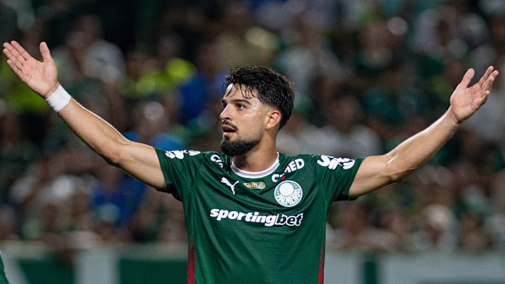 Flaco López marcou único gol do jogo em Barueri
