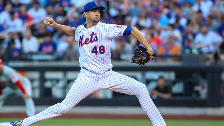 Aug 13, 2022; New York City, New York, USA;  New York Mets starting pitcher Jacob deGrom (48) at