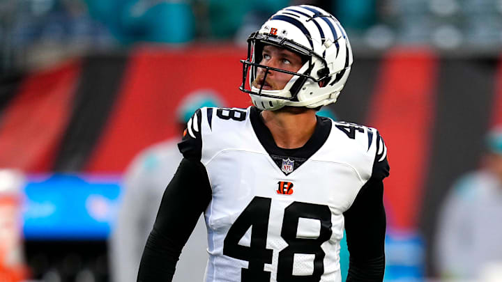 Cincinnati Bengals long snapper Cal Adomitis (48) lines up for warm up reps before the first quarter