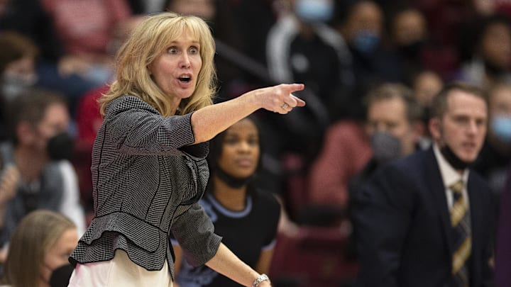 Feb 26, 2022; Stanford, California, USA; Washington Huskies head coach Tina Langley calls in a play to her team during the fourth quarter against the Stanford Cardinal at Maples Pavilion. Mandatory Credit: D. Ross Cameron-Imagn Images