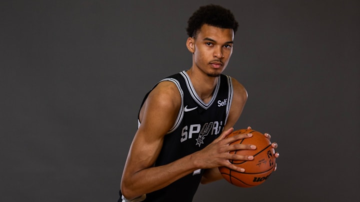 Victor Wembanyama es figura de los Spurs