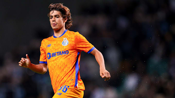 Rodrigo Mora Rodrigo Mora