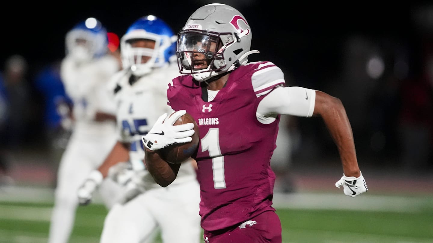 LSU Football Enters Recruiting Battle With Oregon Ducks, Ohio State for Elite Athlete