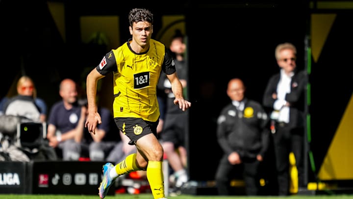 Borussia Dortmund v Holstein Kiel - Bundesliga