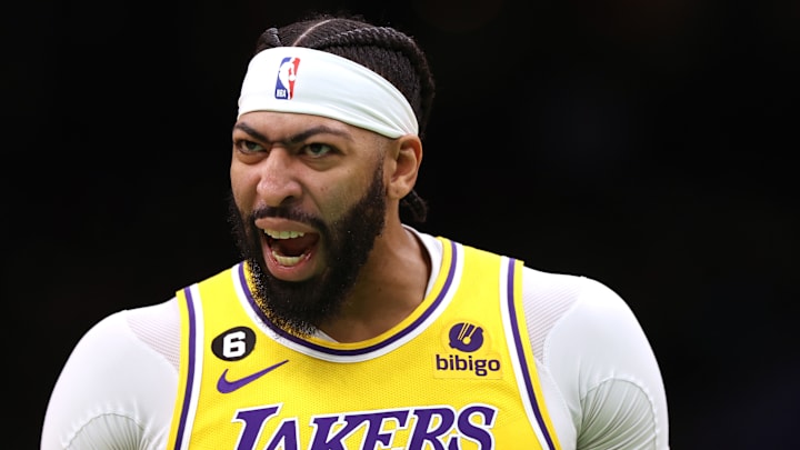 Anthony Davis apoyó a LeBron James y criticó el arbitraje del partido de los Angeles Lakers contra los Boston Celtics