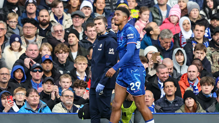 Chelsea FC v Aston Villa FC - Premier League
