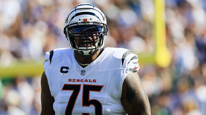 Oct 27, 2024; Cincinnati, Ohio, USA; Cincinnati Bengals offensive tackle Orlando Brown Jr. (75) runs onto the field before the game against the Philadelphia Eagles at Paycor Stadium. Mandatory Credit: Katie Stratman-Imagn Images Oct 27, 2024; Cincinnati, Ohio, USA; Cincinnati Bengals offensive tackle Orlando Brown Jr. (75) runs onto the field before the game against the Philadelphia Eagles at Paycor Stadium. Mandatory Credit: Katie Stratman-Imagn Images